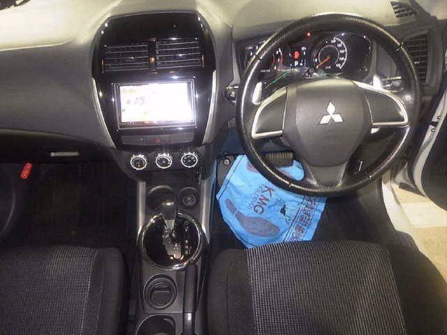MITSUBISHI RVR