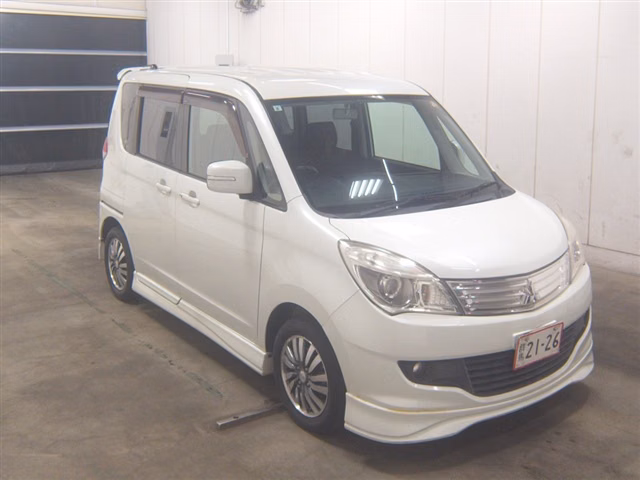 MITSUBISHI DELICA D:2