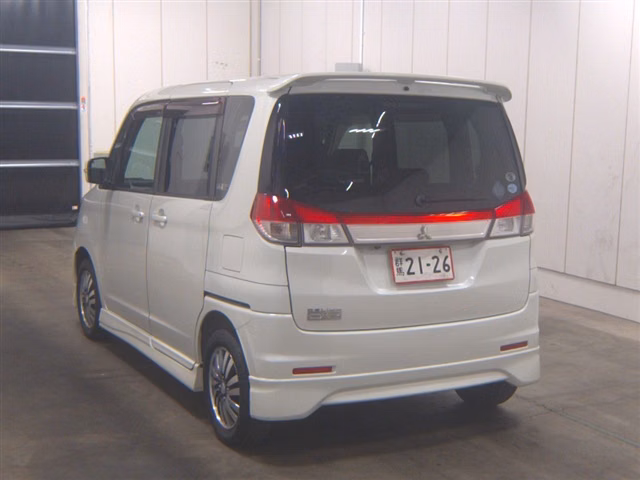MITSUBISHI DELICA D:2
