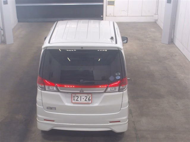 MITSUBISHI DELICA D:2