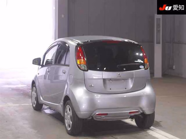 MITSUBISHI I