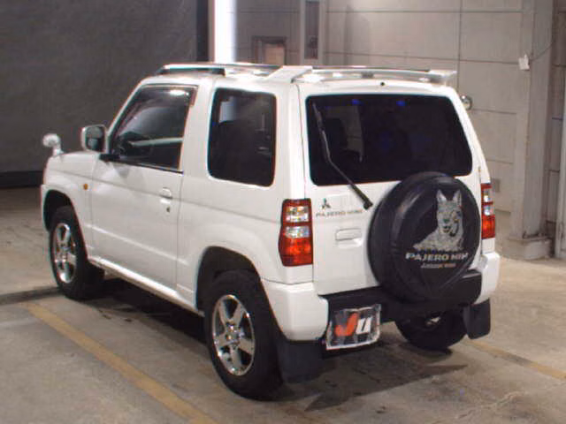 MITSUBISHI PAJERO MINI