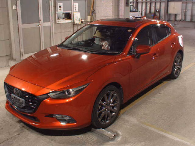 MAZDA AXELA