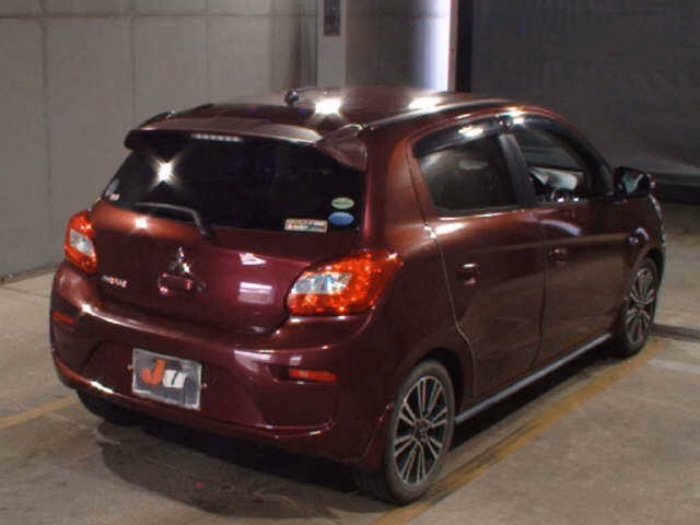 MITSUBISHI MIRAGE