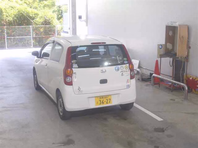DAIHATSU MIRA