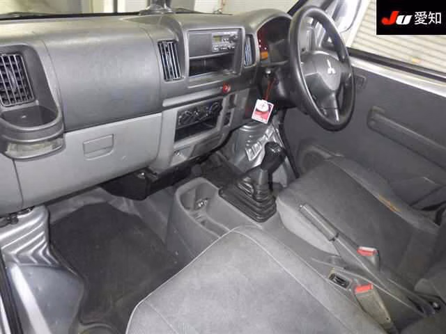MITSUBISHI MINICAB
