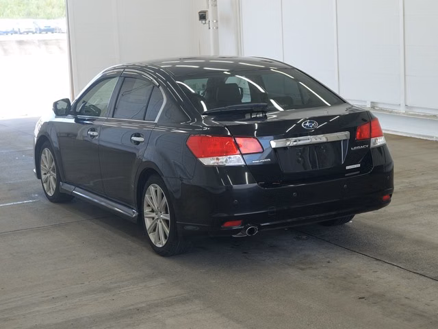 SUBARU LEGACY B4