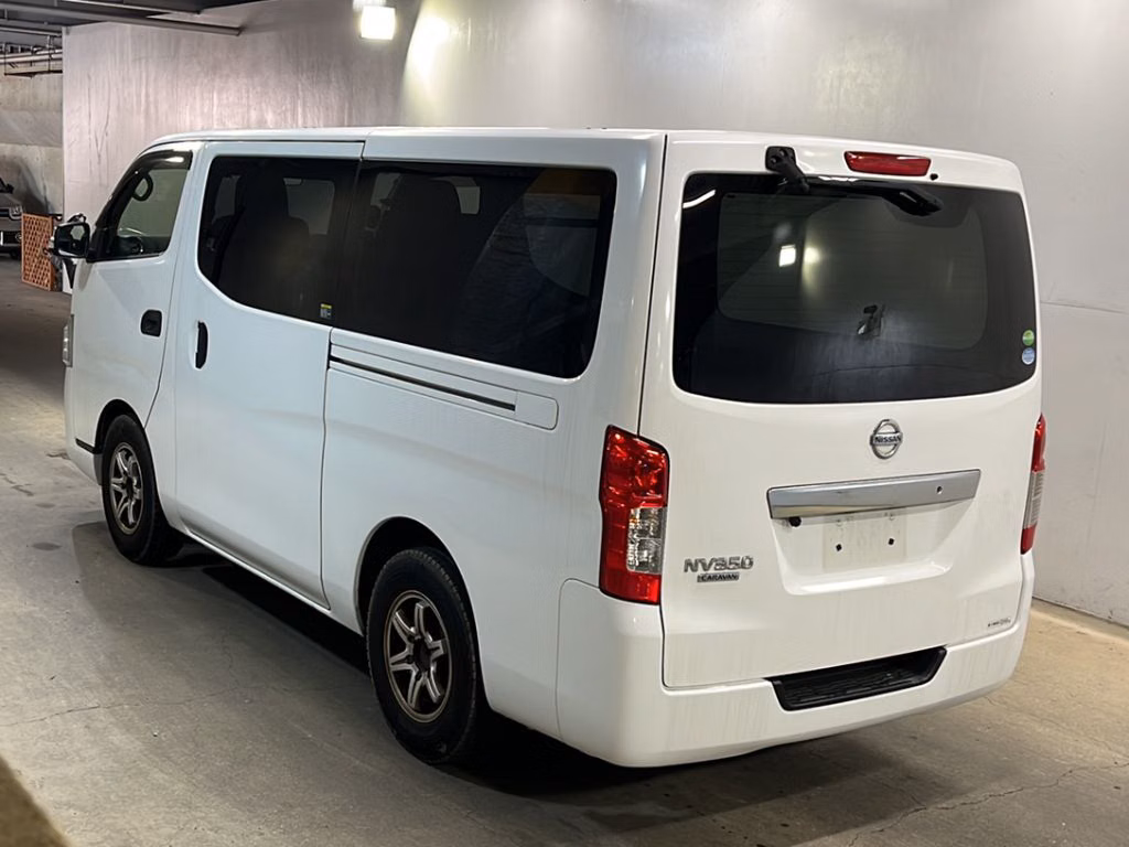 NISSAN NV350 CARAVAN