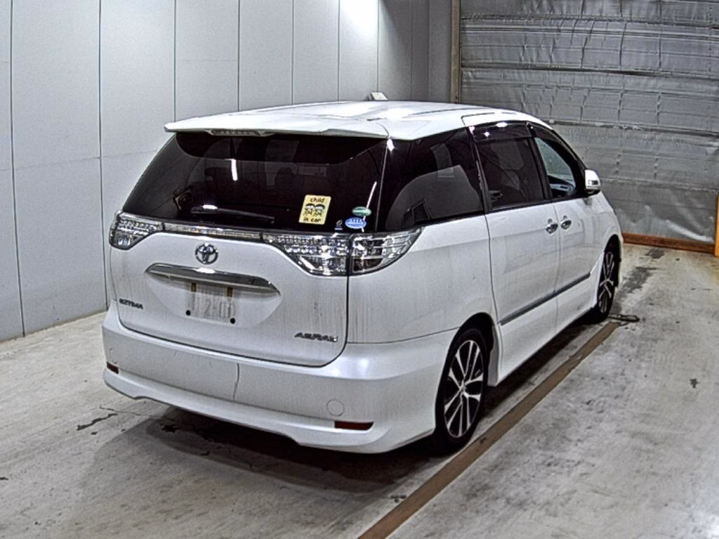 TOYOTA ESTIMA