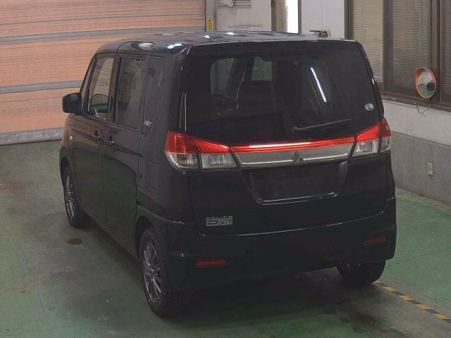 MITSUBISHI DELICA D:2