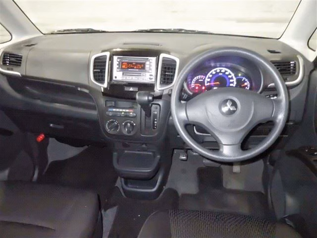 MITSUBISHI DELICA D:2