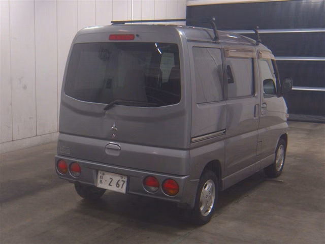 MITSUBISHI TOWN BOX