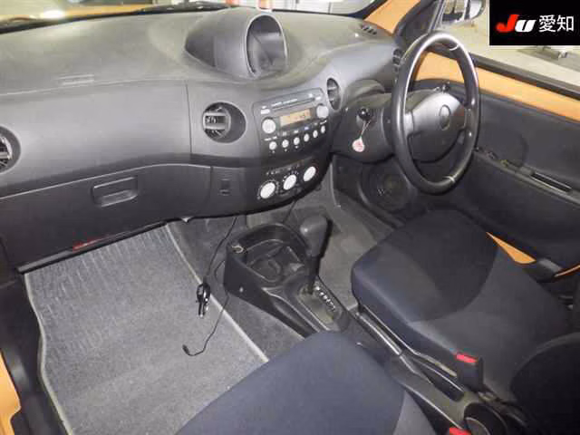 DAIHATSU ESSE