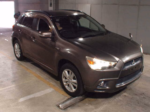 MITSUBISHI RVR