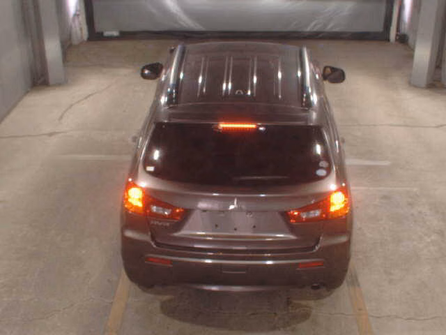 MITSUBISHI RVR