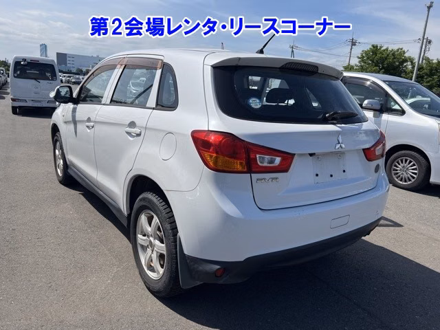 MITSUBISHI RVR