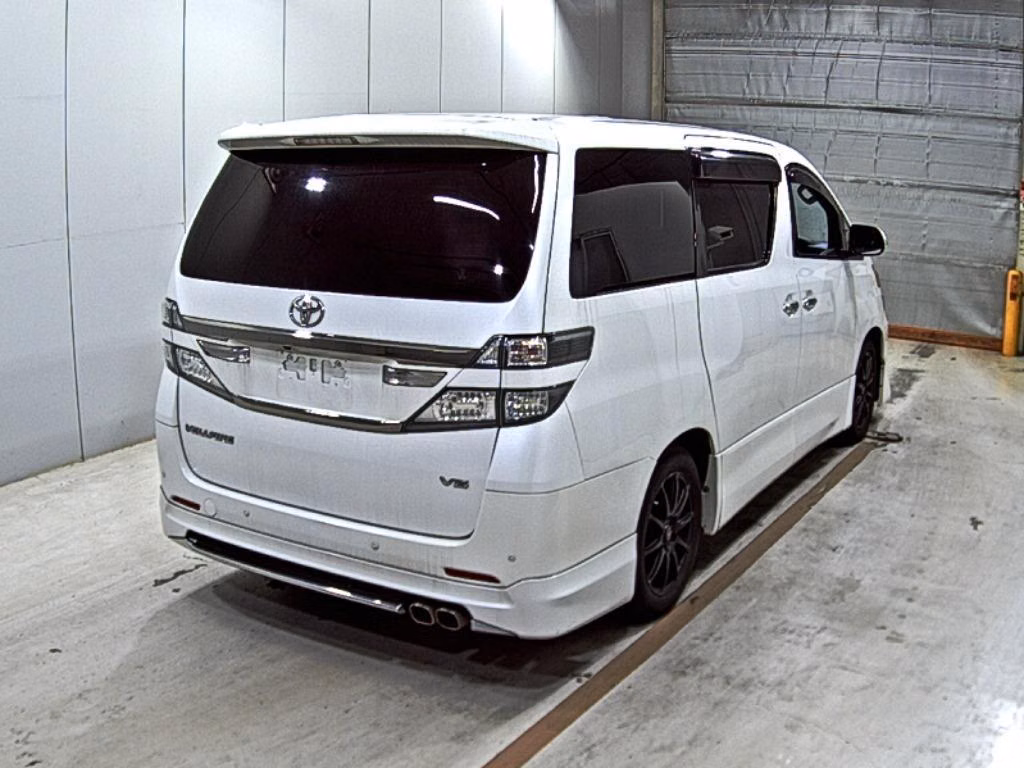 TOYOTA VELLFIRE