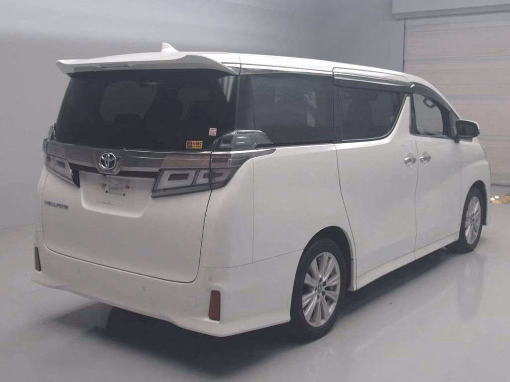TOYOTA VELLFIRE