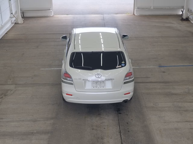 TOYOTA MARK X ZIO