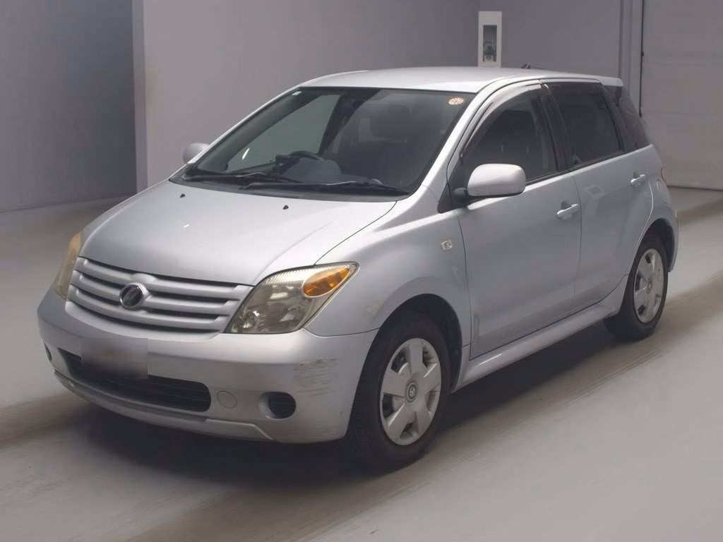 TOYOTA IST