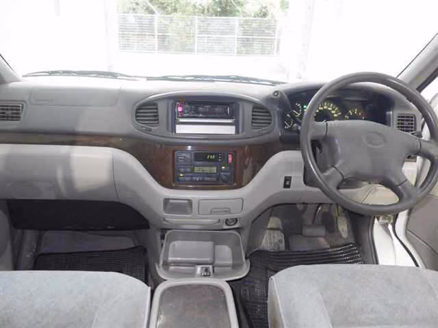 TOYOTA REGIUS