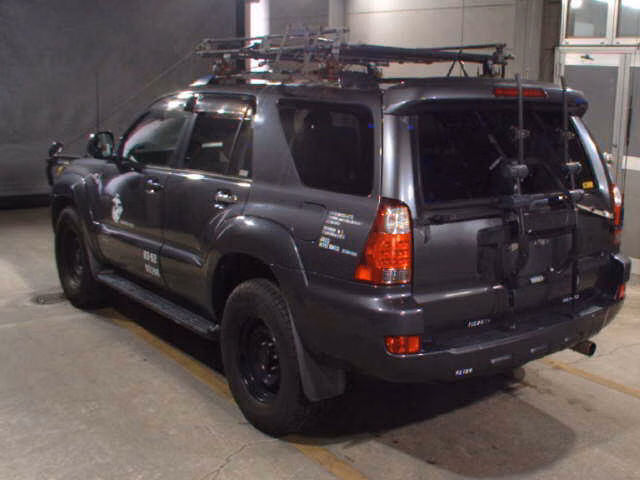 TOYOTA HILUX SURF