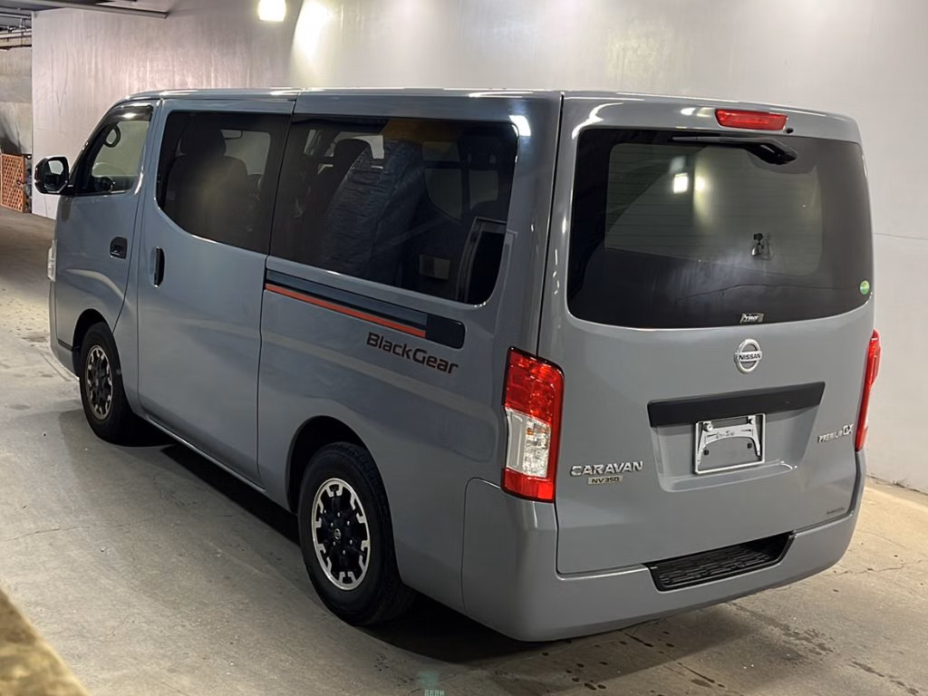 NISSAN NV350 CARAVAN