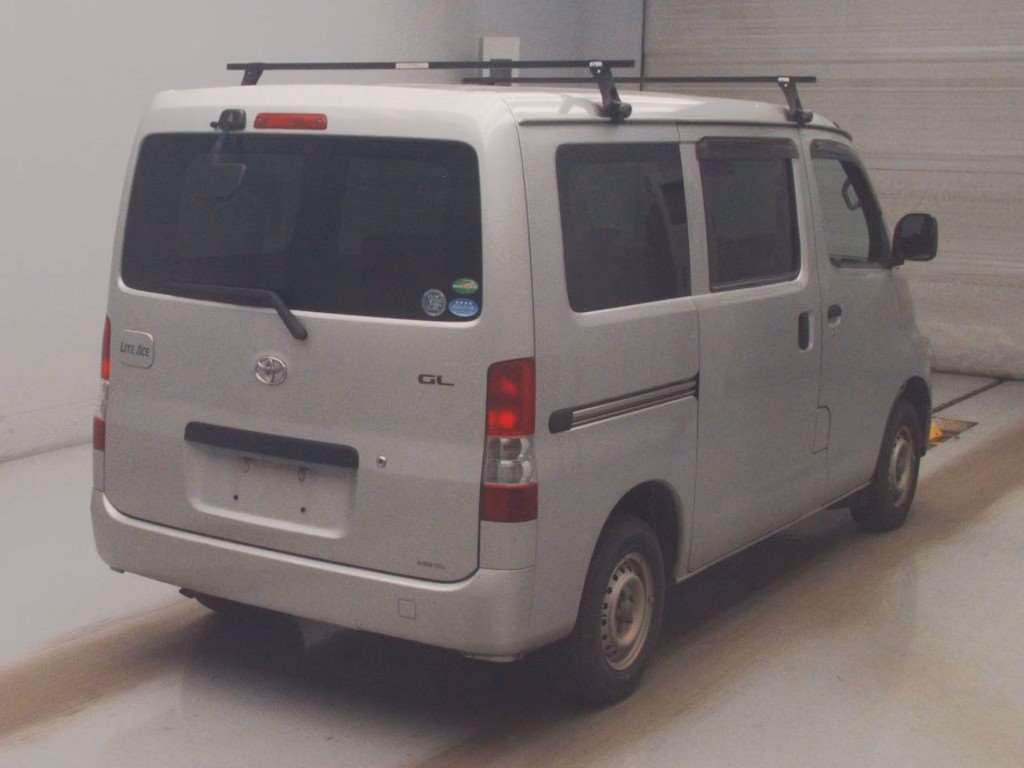 TOYOTA LITE ACE