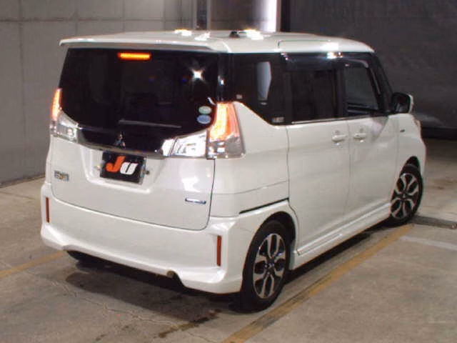 MITSUBISHI DELICA D:2
