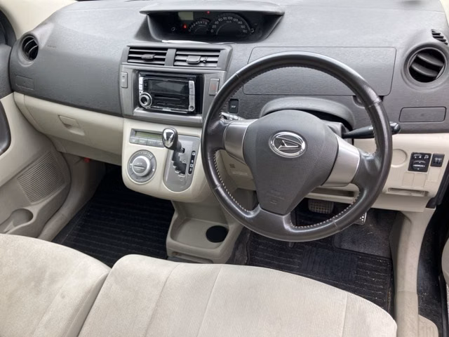 DAIHATSU BOON LUMINAS