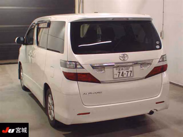 TOYOTA ALPHARD