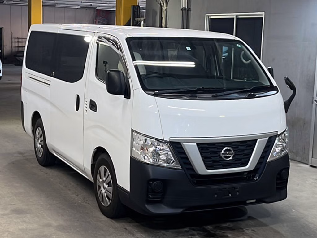 NISSAN NV350 CARAVAN