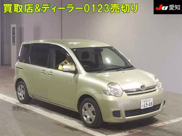 TOYOTA SIENTA