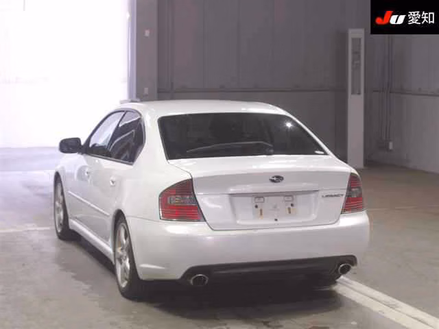 SUBARU LEGACY B4