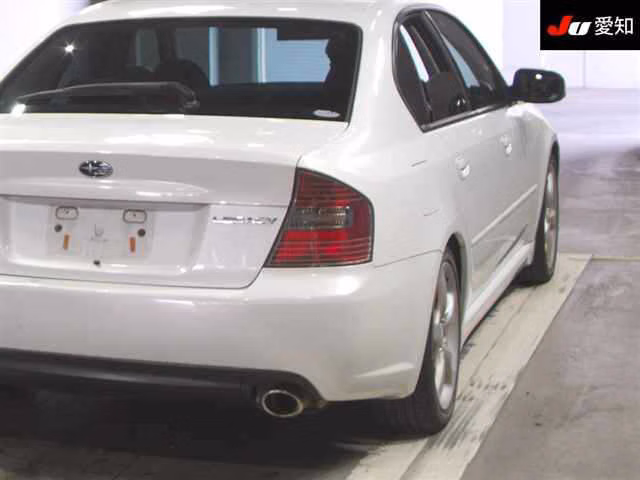 SUBARU LEGACY B4