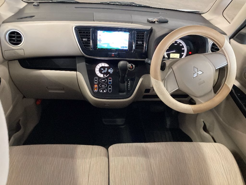 MITSUBISHI EK SPACE
