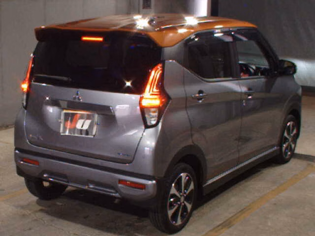 MITSUBISHI EK X
