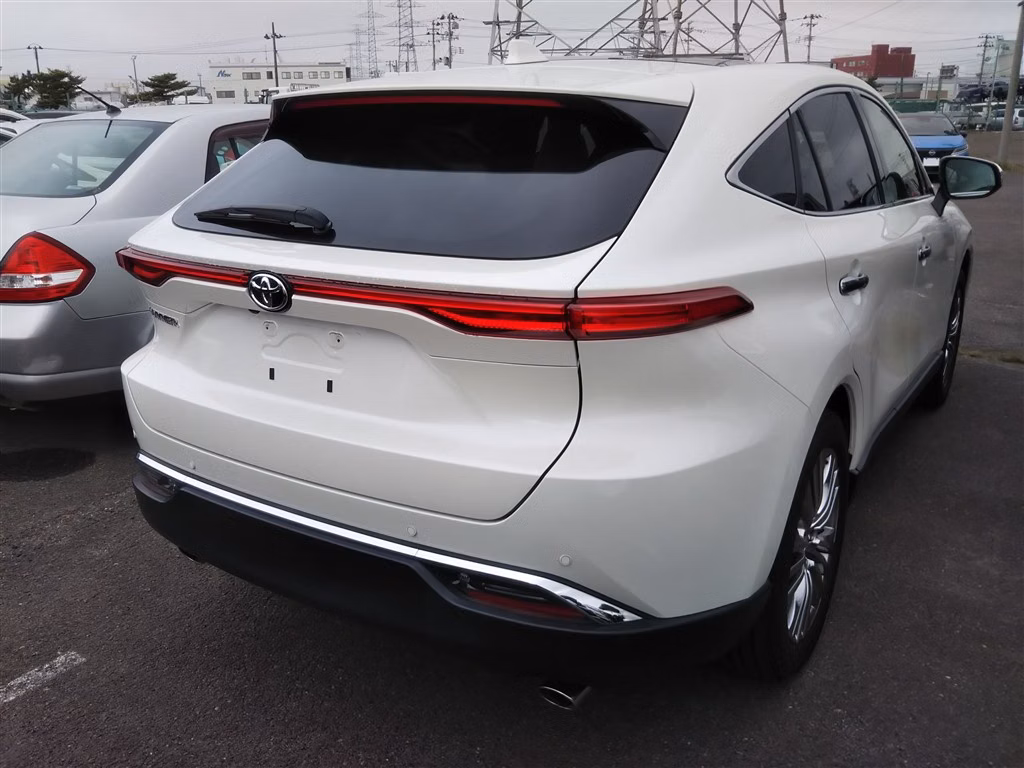 TOYOTA HARRIER