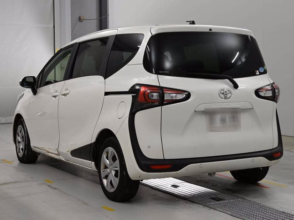 TOYOTA SIENTA