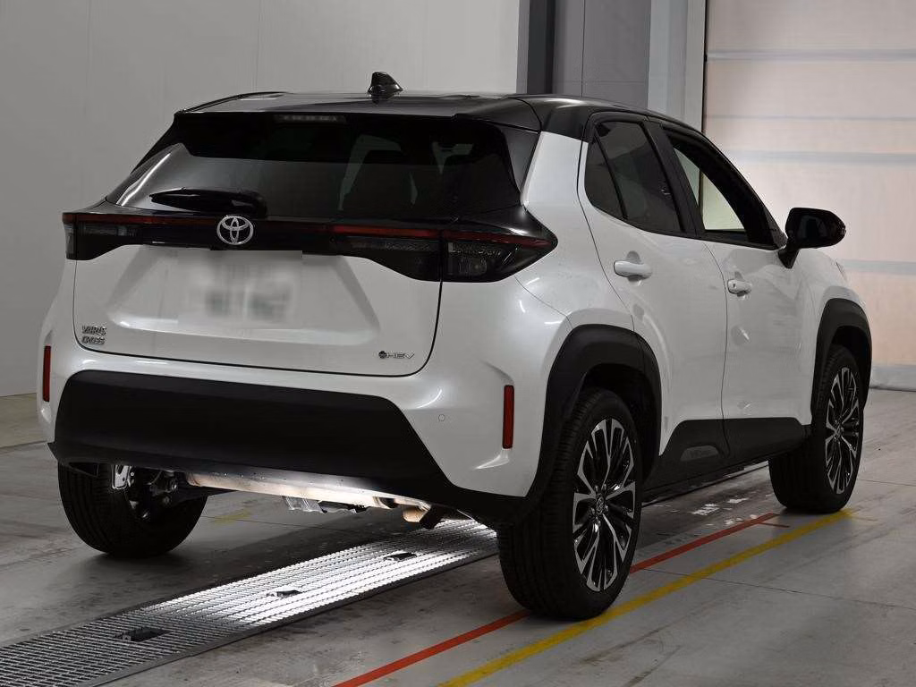 TOYOTA YARIS CROSS