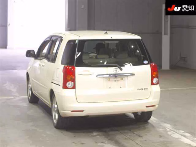TOYOTA RAUM