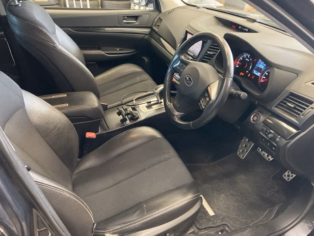 SUBARU LEGACY B4