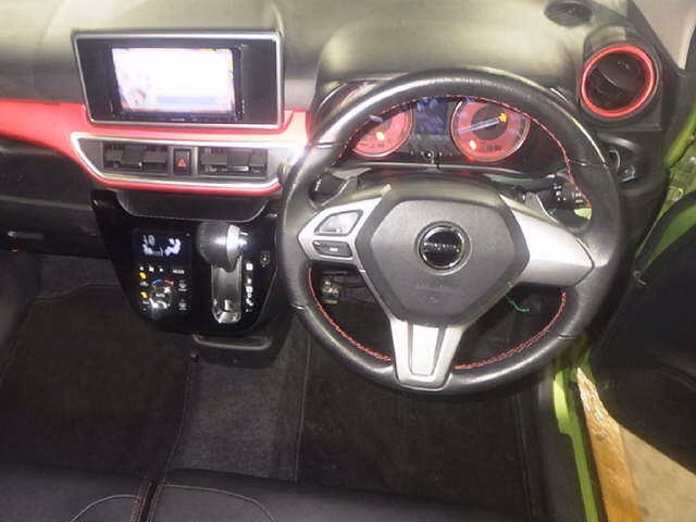 DAIHATSU CAST