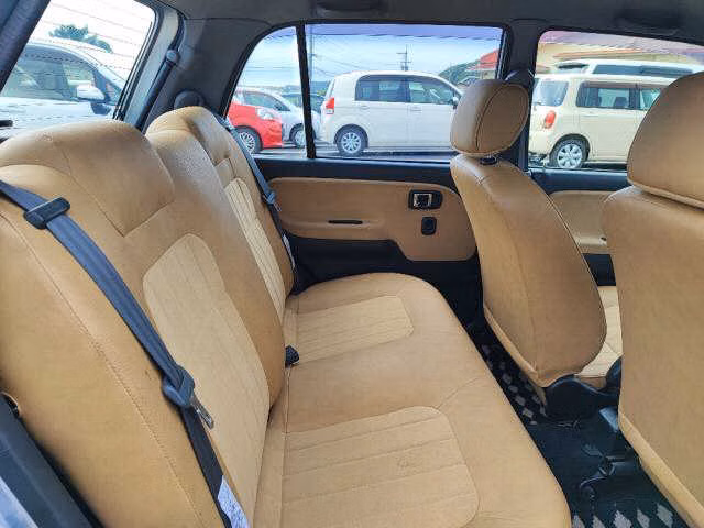 DAIHATSU MIRA GINO