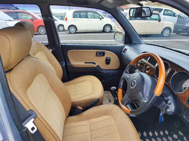 DAIHATSU MIRA GINO
