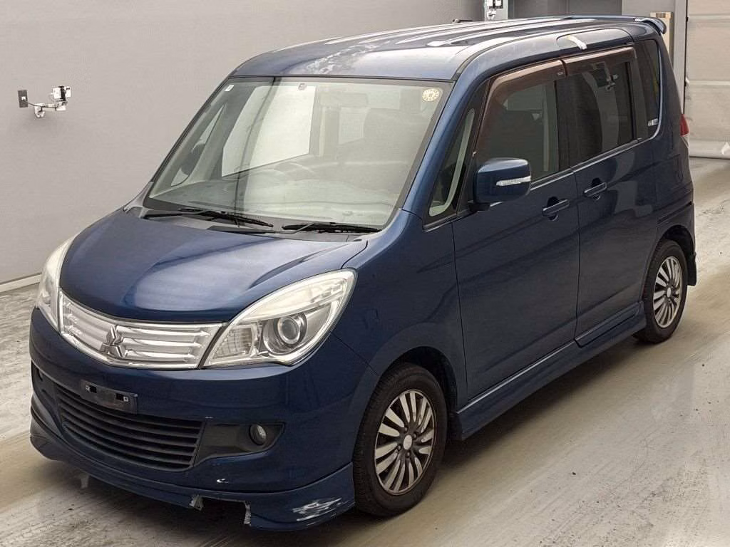 MITSUBISHI DELICA D:2