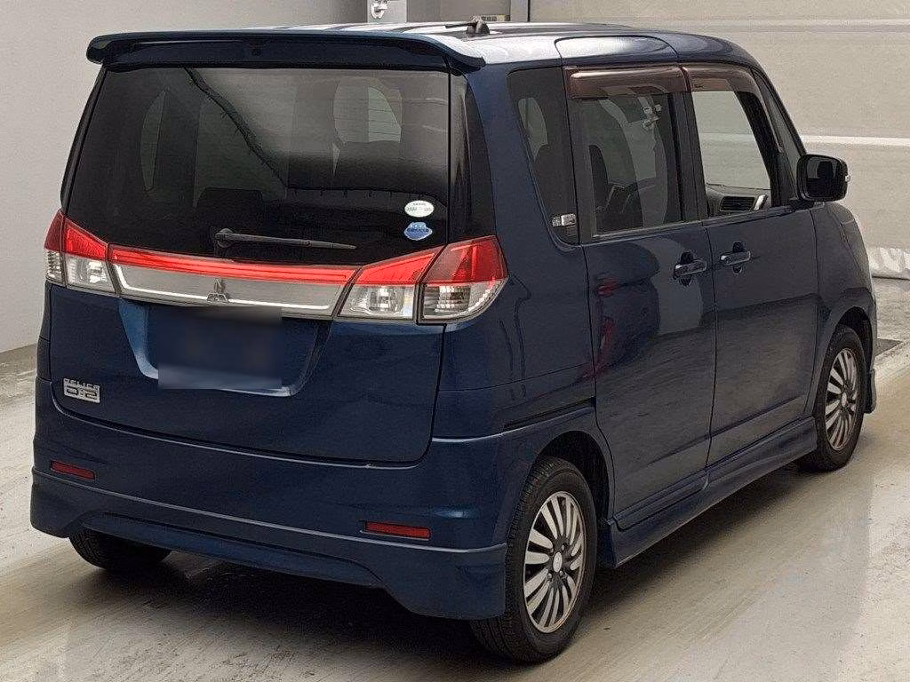 MITSUBISHI DELICA D:2