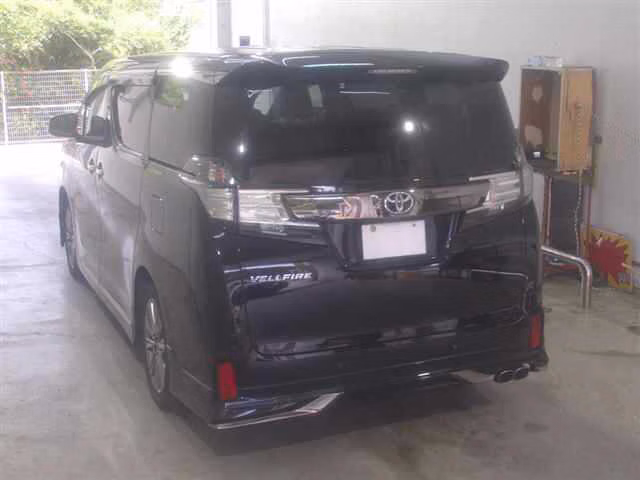 TOYOTA VELLFIRE