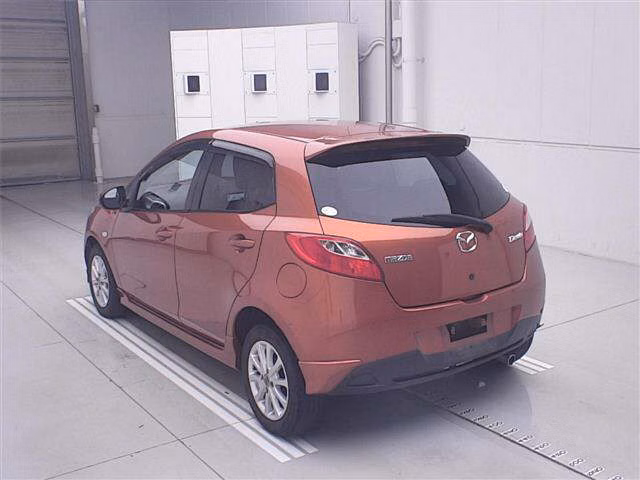 MAZDA DEMIO