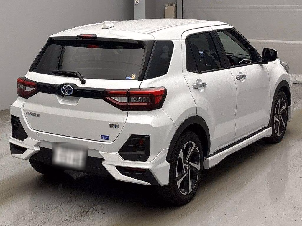 TOYOTA RAIZE